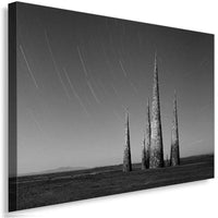 Abstraktes Bauwerk Leinwandbild – Sternenhimmel & Spiren in Schwarz-Weiß | AK ART Kunstdruck Mehrfarbig XXL