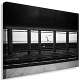 U-Bahn Station Leinwandbild – Schwarz-Weiß Fotokunst mit urbaner Tiefe | AK ART Wandbild XXL