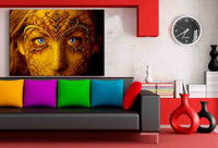 AK ART Leinwandbild – Goldene Frau mit blauen Augen & Tribalmaske im Fantasy-Stil | Abstraktes Porträt, hochwertig & montagefertig