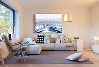 Beruhigende Wassertropfen‑Wellen – Minimalistisches Blau‑Silber Leinwandbild | AK ART Kunstdruck XXL