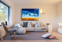 Mann auf Leiter vor Himmel – Symbolisches Natur‑Leinwandbild mit Wolken & Mohn | AK ART